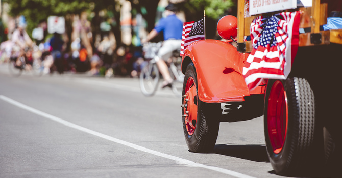 Descanso Days/Parade - Water Float