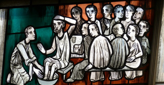 Maundy Thursday Eucharist Service
