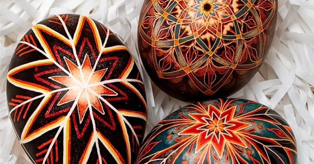 Ukrainian Egg Decorating = Pysanky