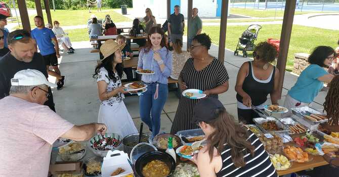 Potluck & Praise in the Park