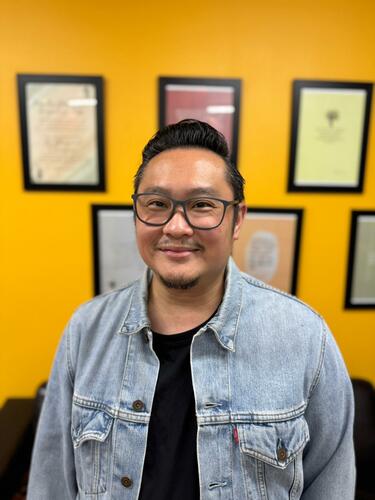Daniel  Lee