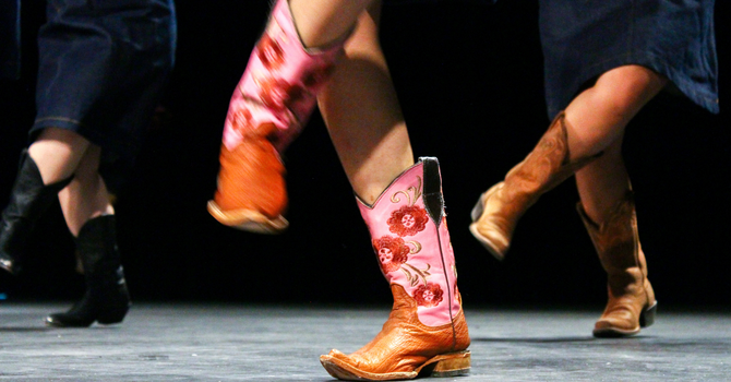 Wine, cheese & boot-scootin' boogie!