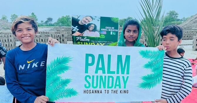 Palm Sunday Hosanna March: Welcoming the King image