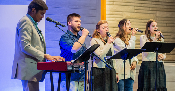 Guest Speaker: Dr Lou Lilite & Cedarville University Students image