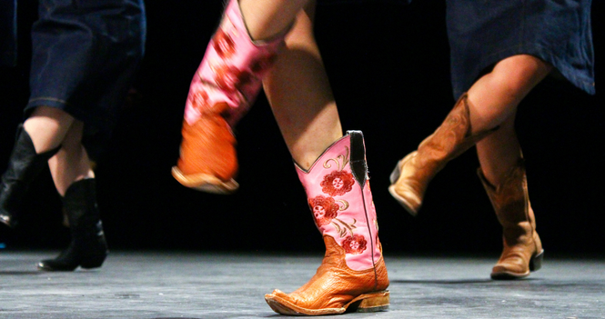 Wine, cheese & boot-scootin' boogie!