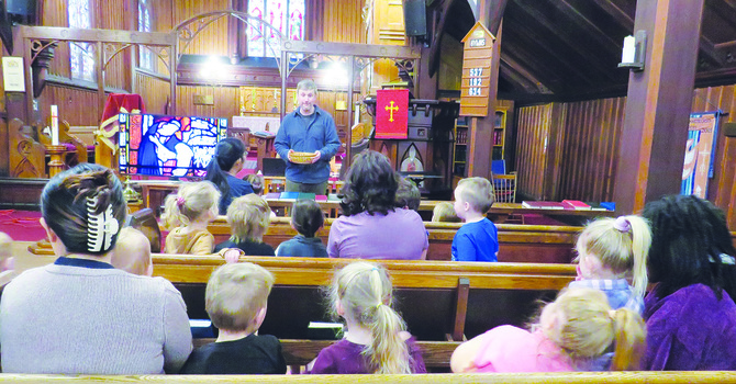 NB Anglican visits daycare chapel image