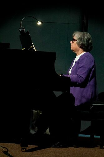 Lynne  Kerfoot