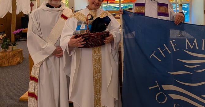 Deacon Shawn visits St. Mark's Ocean Park