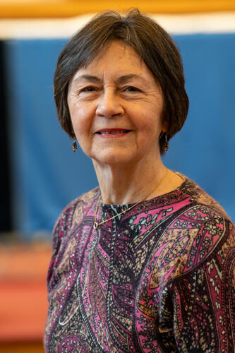 Elizabeth  Farr