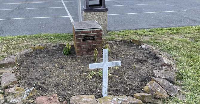 Memorial Garden Service 