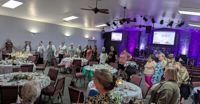Wemen's Group 