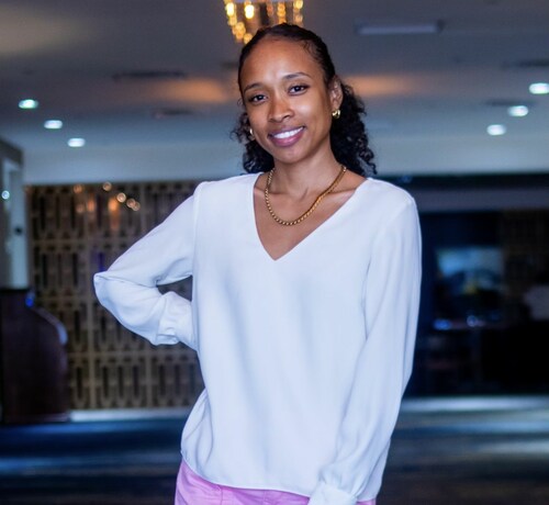 Rochelle  Henderson