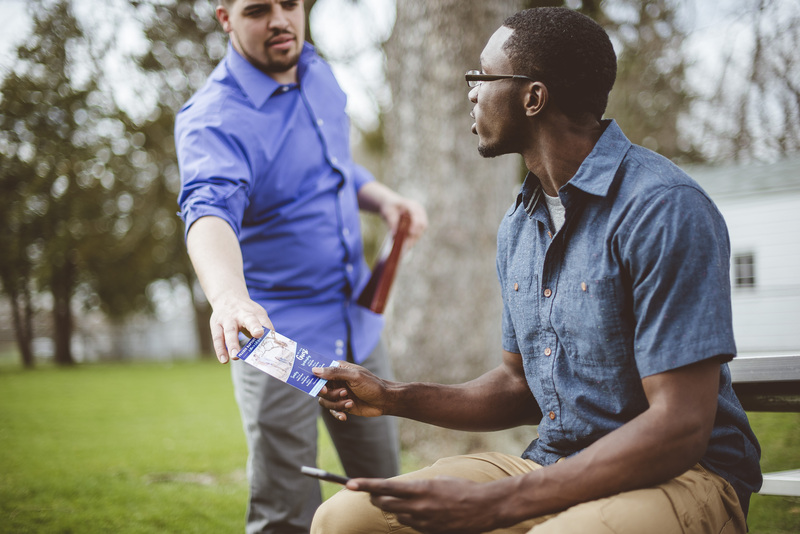 "An invitation, when you listen" by Fernando Gonzalez