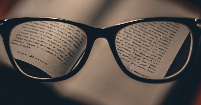 Seeing Straight image