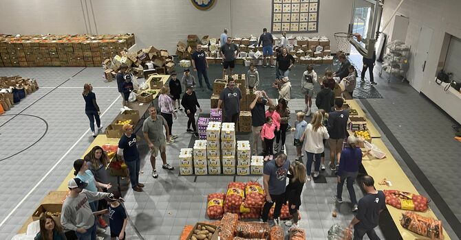 Gallery: 2021 ESB Food Pantry image