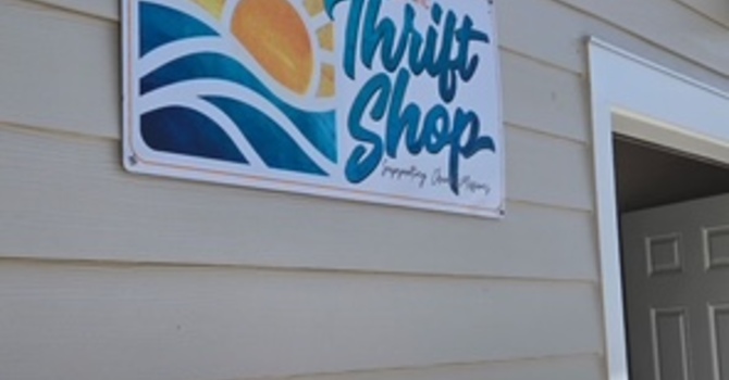 Thrift Shop Open 