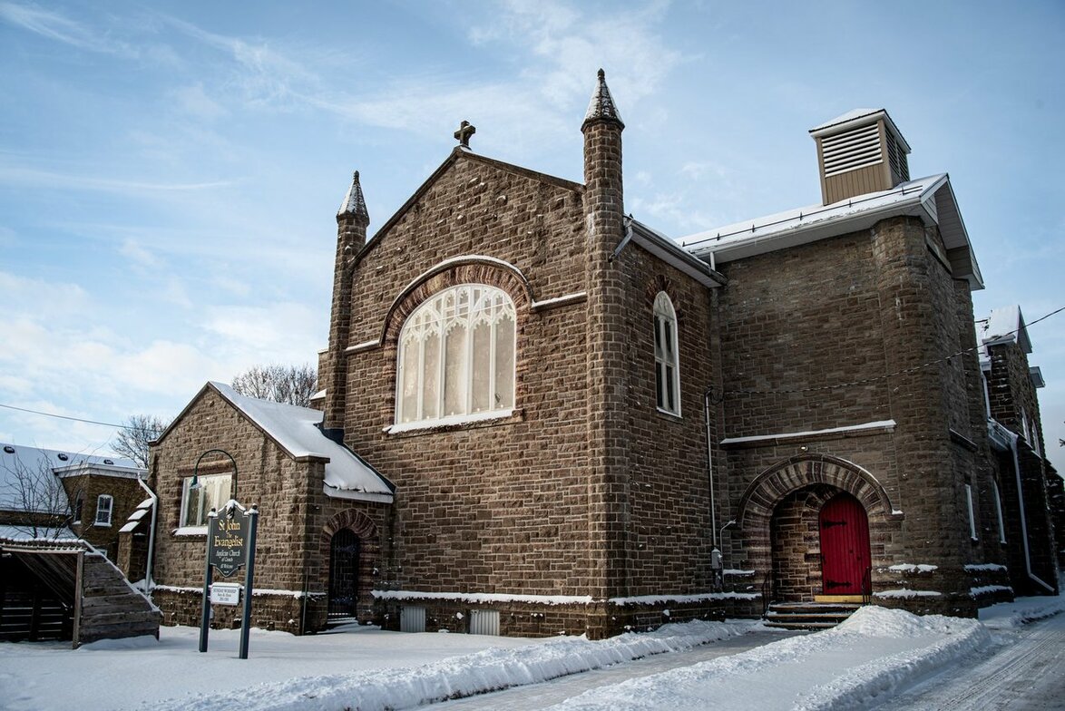 Slideshow image