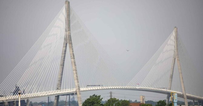 In a world of bridge burners, we need more bridge builders image