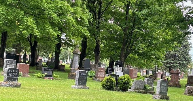 Cemetery Tour