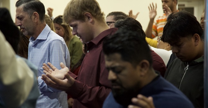 Men’s Bilingual Life Group