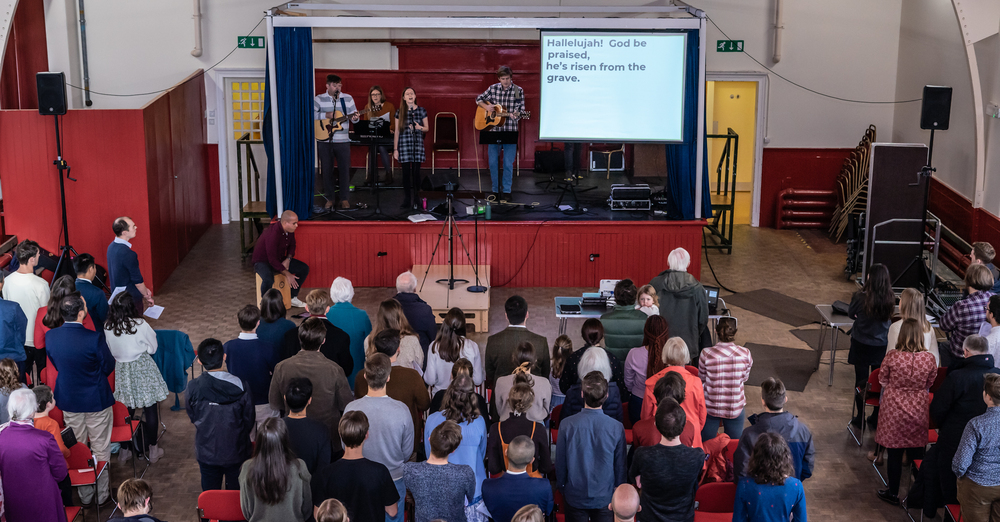 9:30am Service