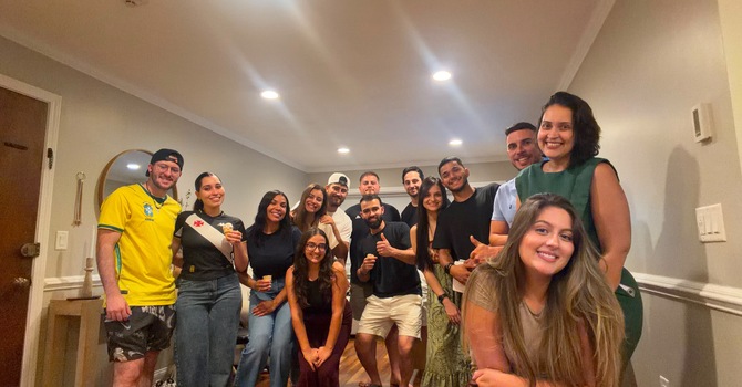 Small Group Jovens 