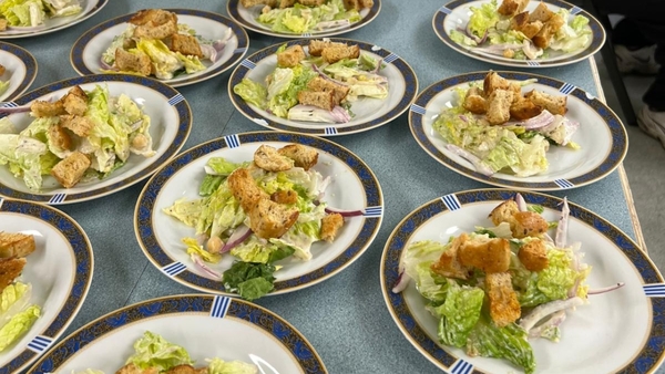 Community Lunch Needs Volunteers...