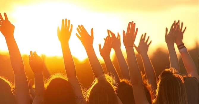 “A LIFE OF LIVING PRAISE”
