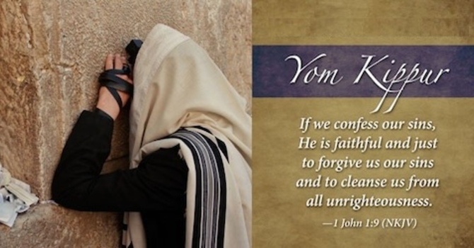 Yom Kippur service (Kol Nidre)