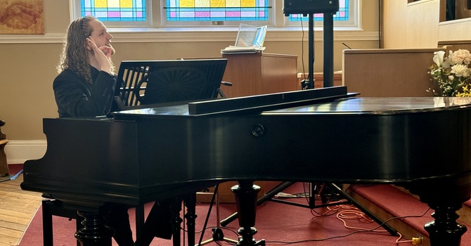 Sibling Duo Christmas Concert