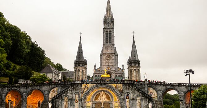 Lourdes image
