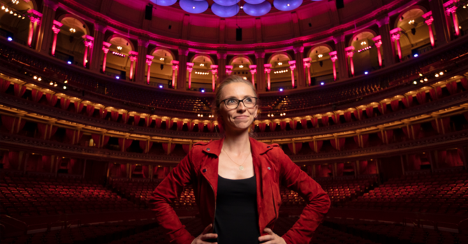 Anna Lapwood: Global Organ Superstar