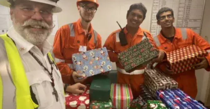 Sea Farer Shoebox Collection
