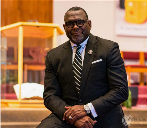 Dr. Christopher  Davis